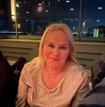 70b979b5-427f-4a53-bda0-887ede0aee5d