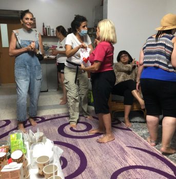 8a1bbbf5-83f9-4efe-b6f8-15db207f4bd4