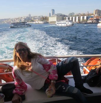 שייט מגי יפה