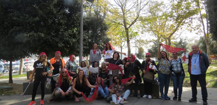 תמונת קבוצה מטפחות מעולה